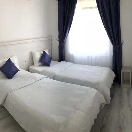 Mauna Guest house 3*