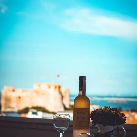 Guest house Mauna 3*